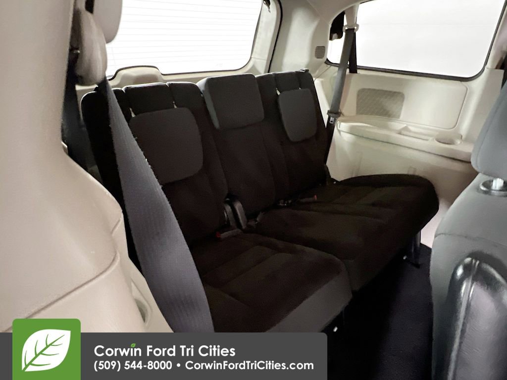 Used 2018 Dodge Grand Caravan SE image 16