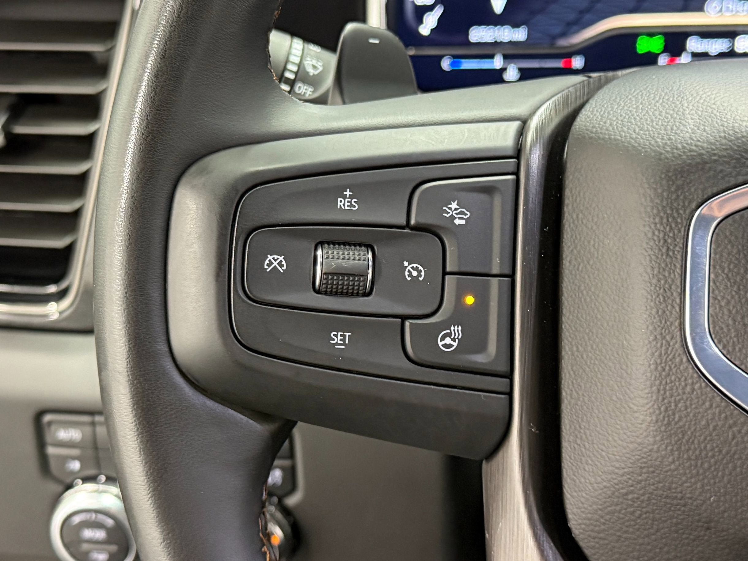 Used 2024 GMC Sierra 1500 AT4 w/ Technology Package image 22