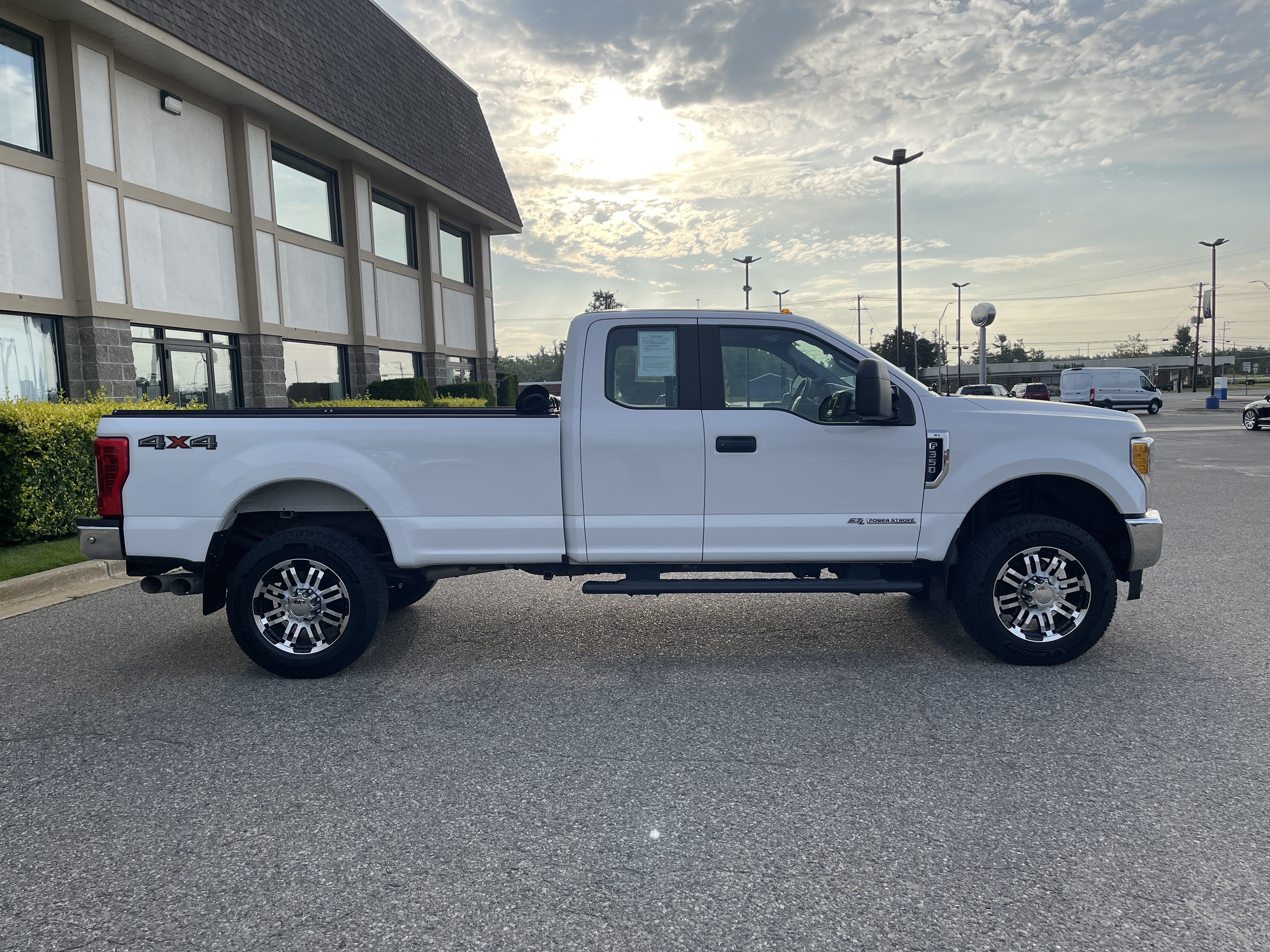 Used 2017 Ford F350 XL w/ XL Value Package AWD/4WD image 2