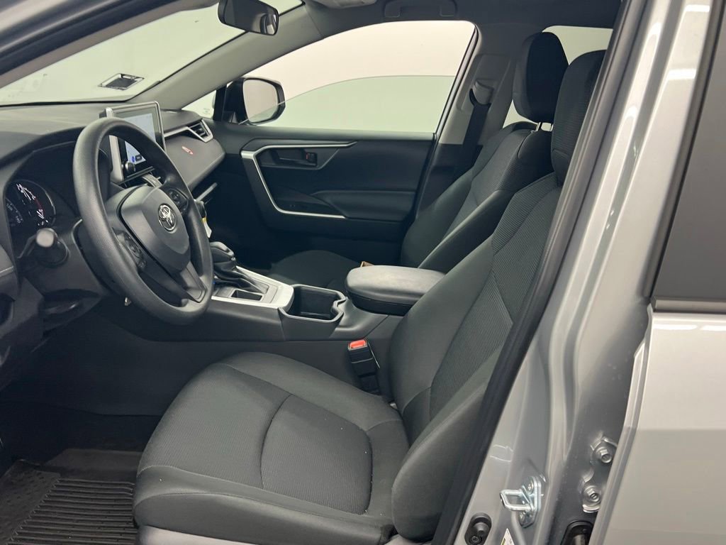 Certified 2025 Toyota RAV4 LE FWD image 9