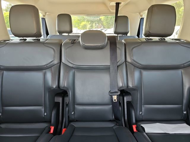 Used 2025 Ford Expedition Max Active RWD image 26