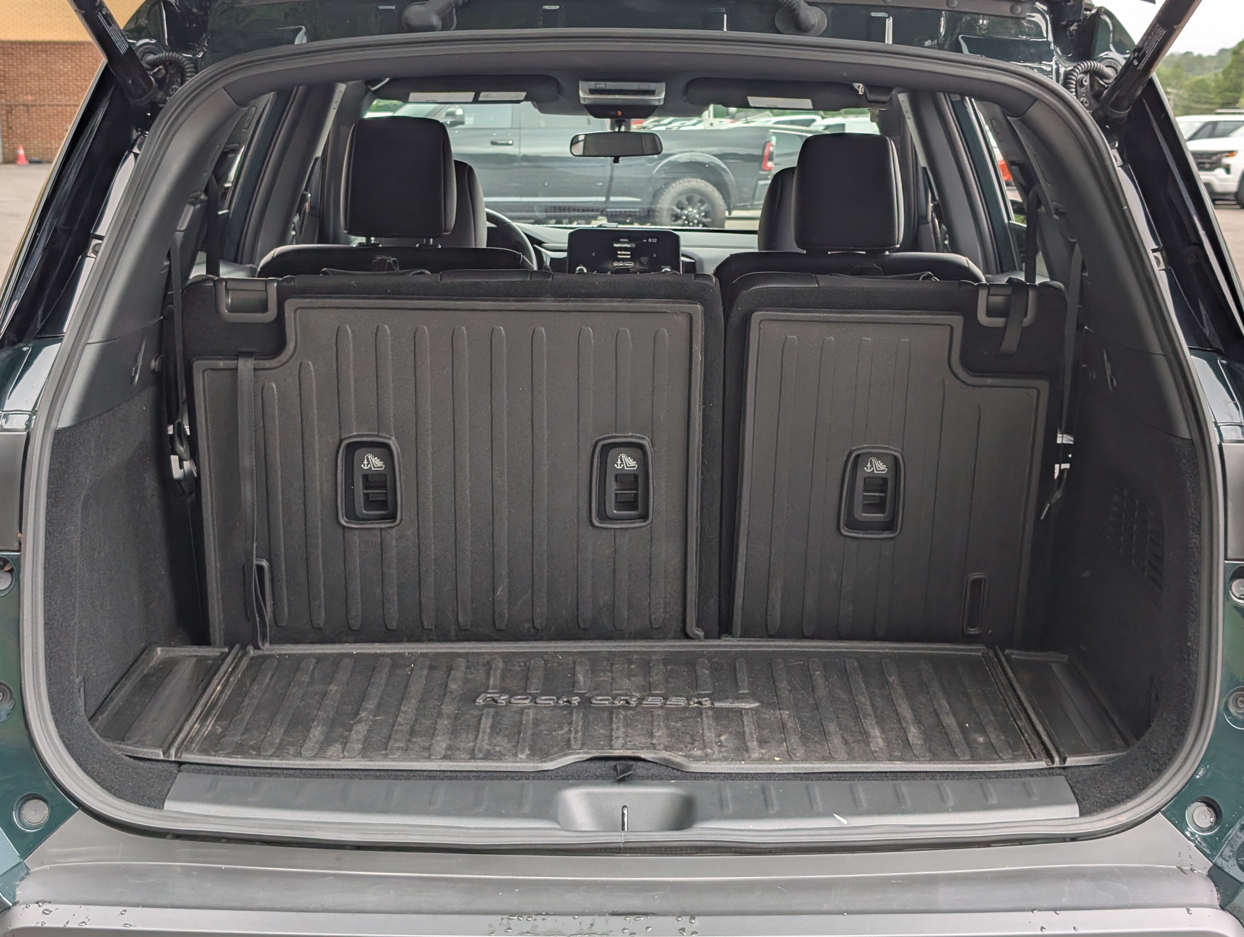 Used 2025 Nissan Pathfinder Rock Creek AWD/4WD image 19