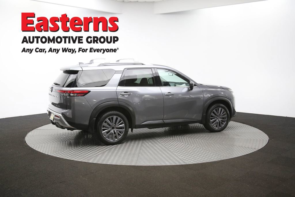 Used 2023 Nissan Pathfinder SL w/ SL Premium Package image 43