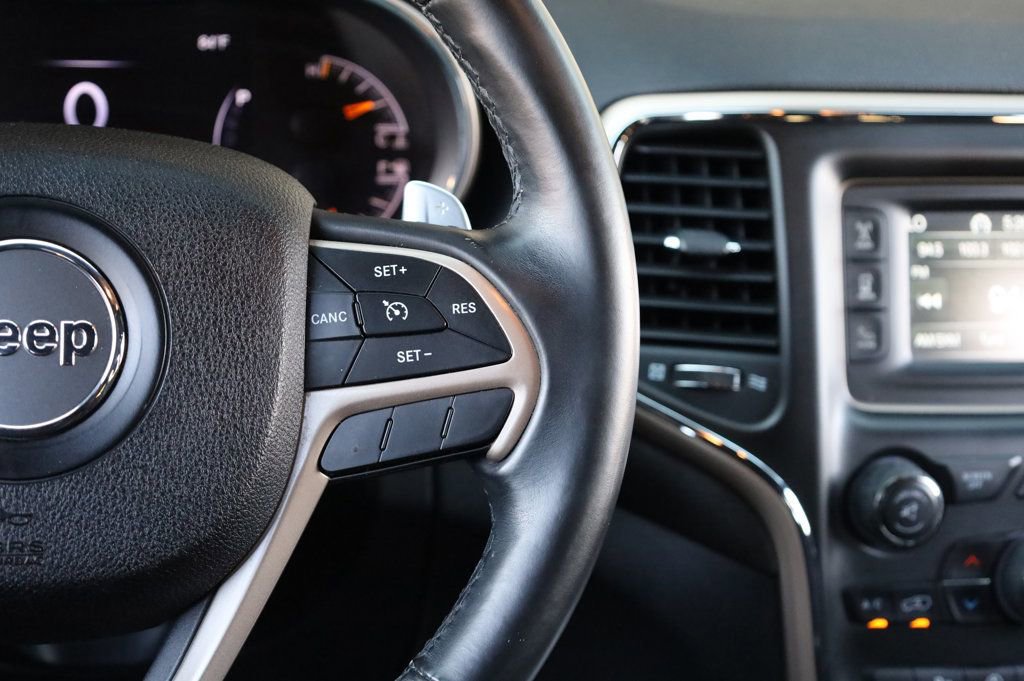 Used 2016 Jeep Grand Cherokee Laredo w/ Quick Order Package 23E image 32