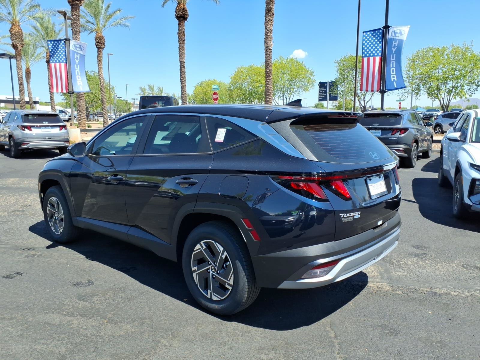 New 2026 Hyundai Tucson Blue SE AWD/4WD image 4