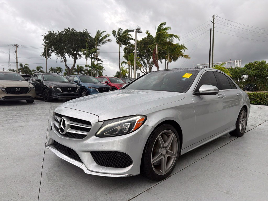 Used 2016 Mercedes-Benz C 300 4MATIC Sedan image 3