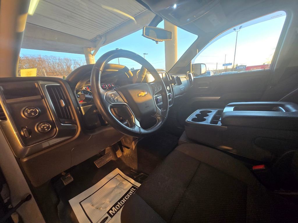 Used 2017 Chevrolet Silverado 1500 LT w/ All Star Edition image 7