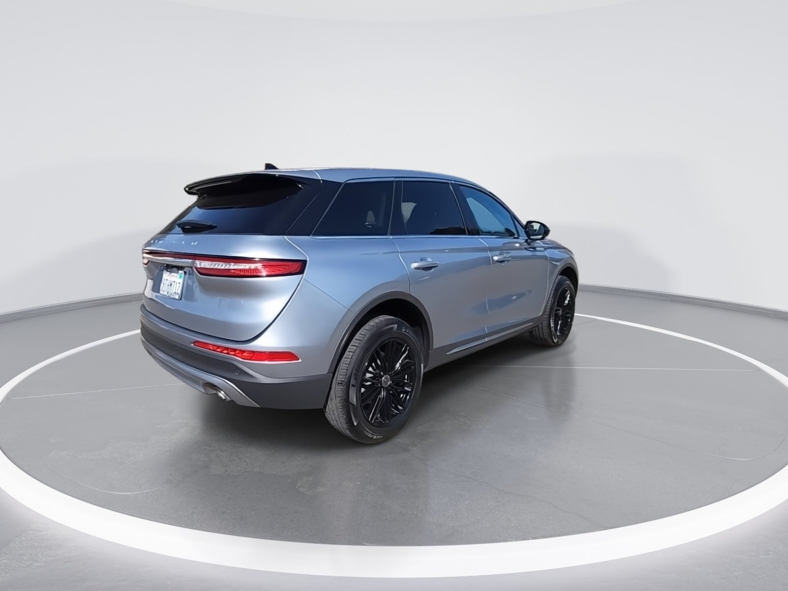 Used 2023 Lincoln Corsair AWD image 8