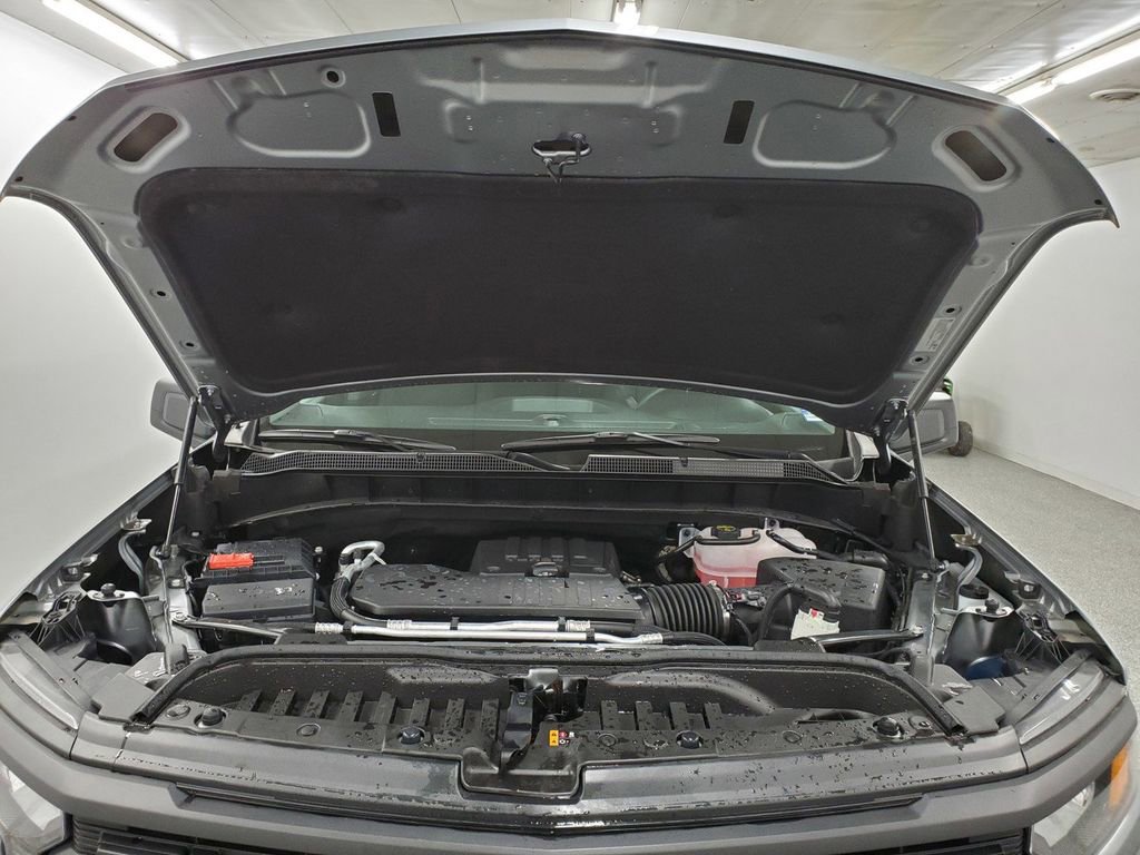 Used 2024 Chevrolet Silverado 1500 Custom image 11