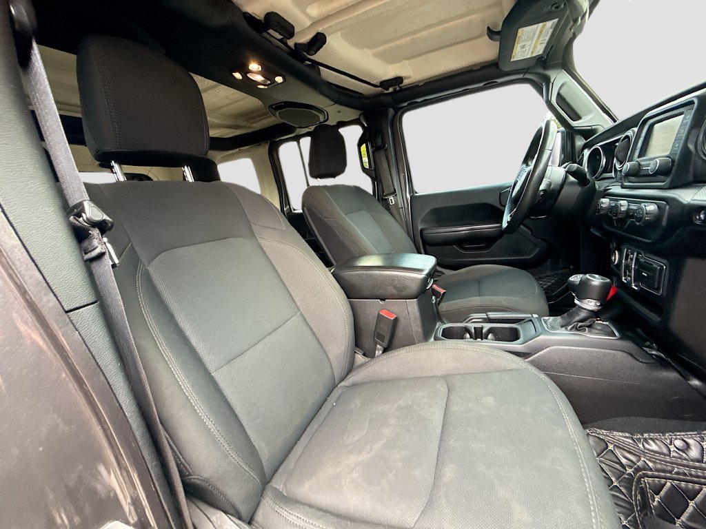 Used 2019 Jeep Wrangler Unlimited Sport S AWD/4WD image 30