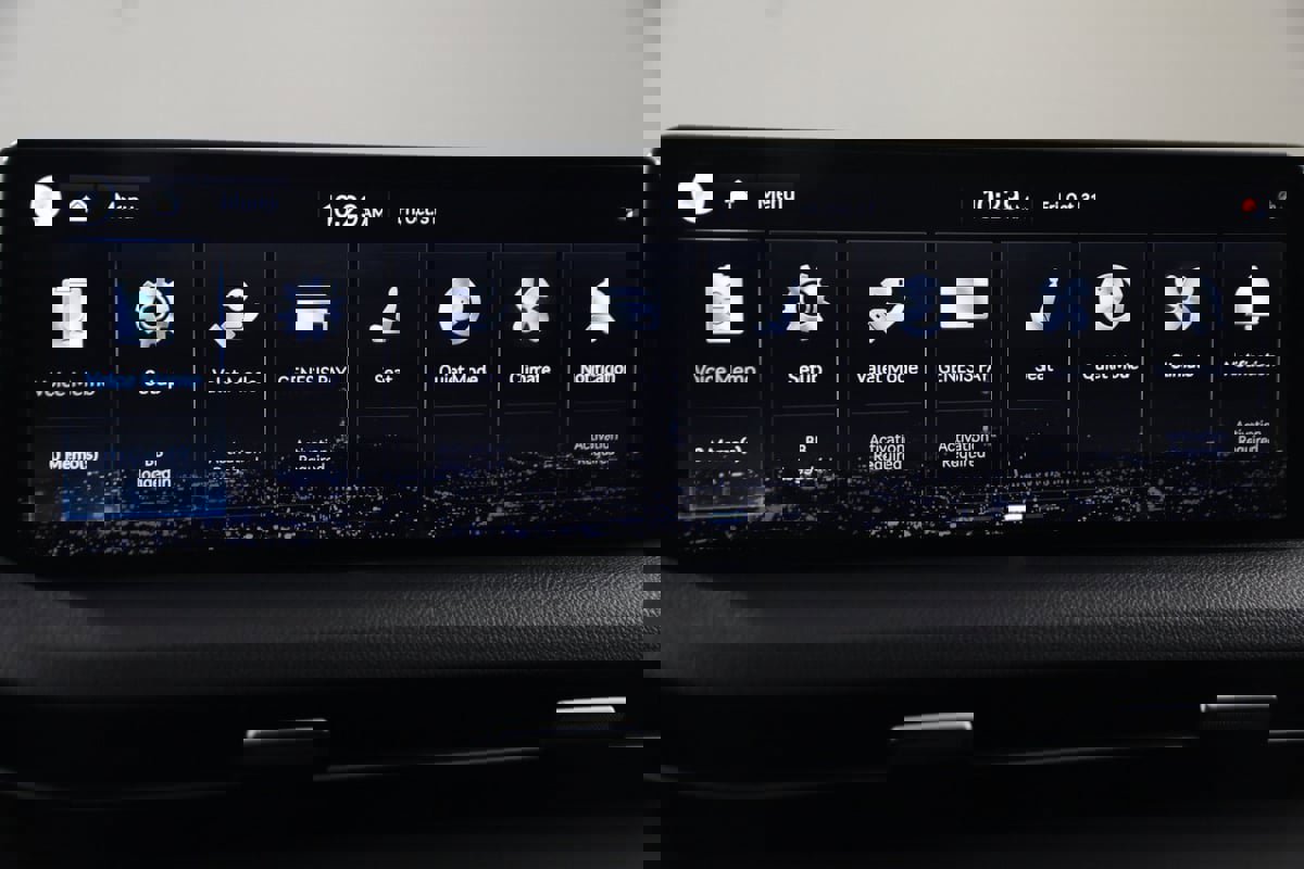 Used 2022 Genesis GV70 2.5T w/ Select Package image 36