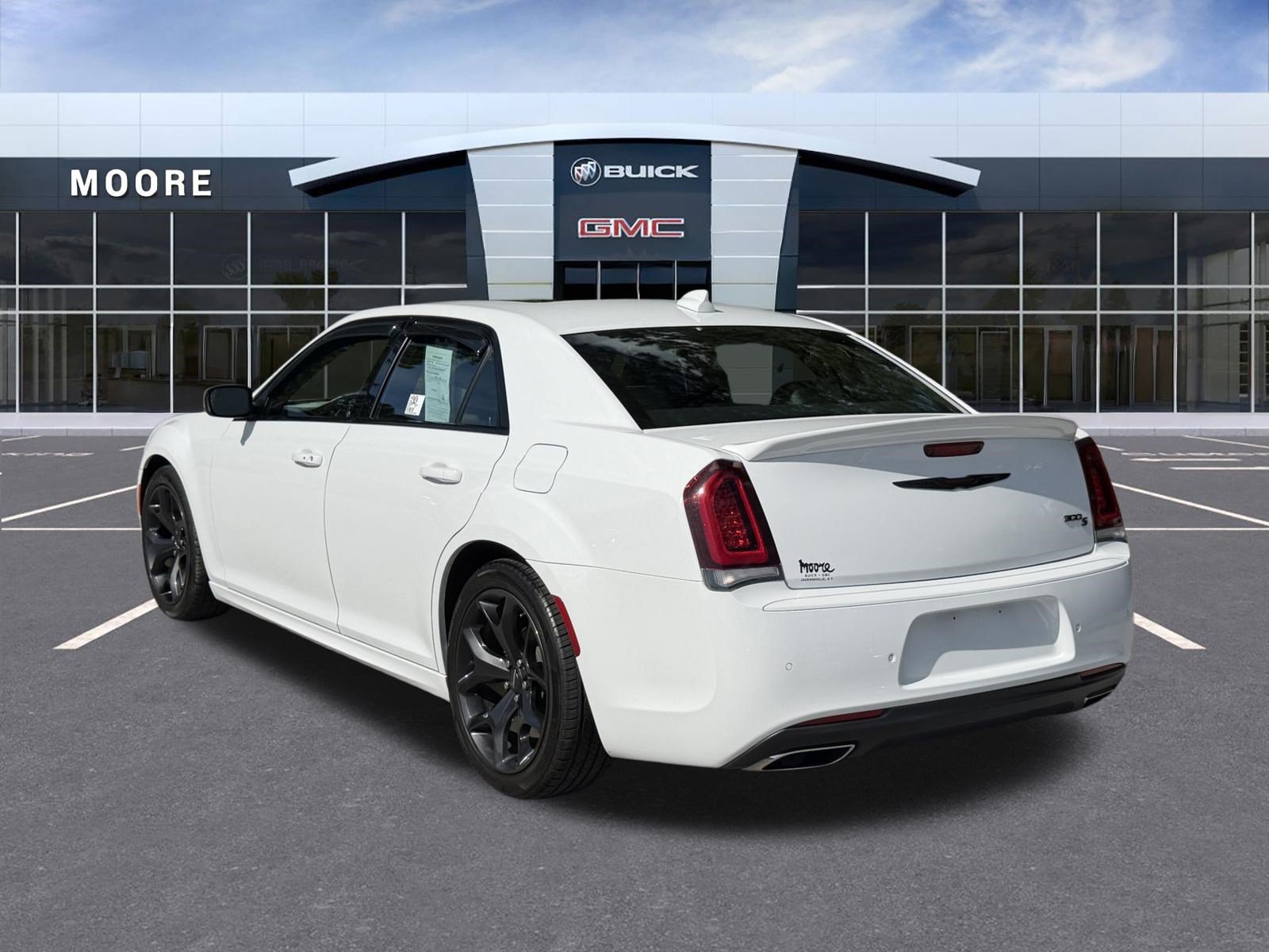 Used 2022 Chrysler 300 S RWD image 5