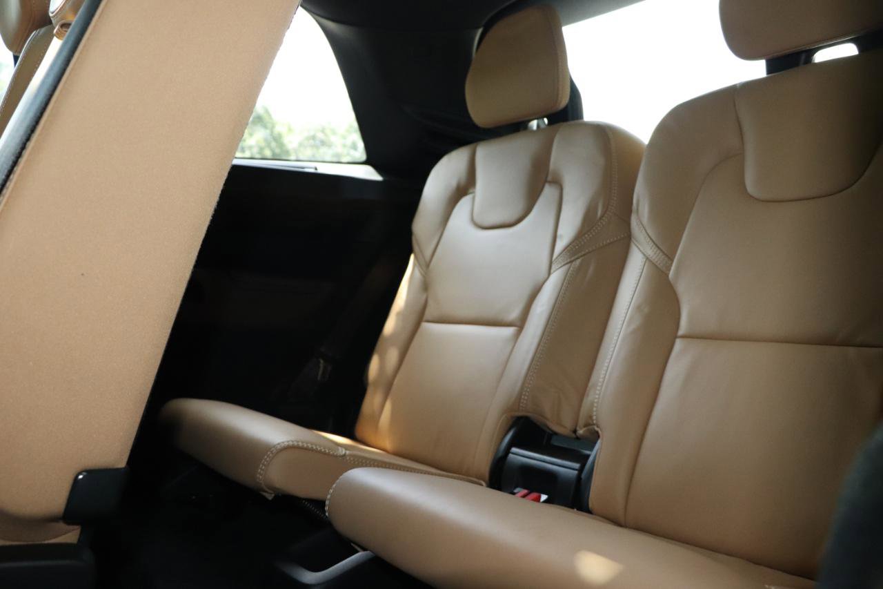 Used 2023 Volvo XC90 T8 Ultimate AWD/4WD image 19