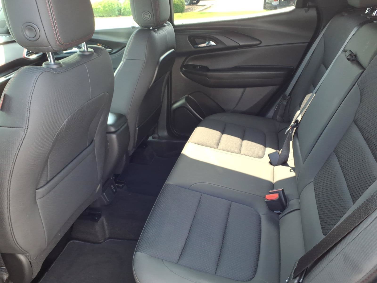 Used 2023 Chevrolet TrailBlazer RS w/ Convenience Package AWD/4WD image 25