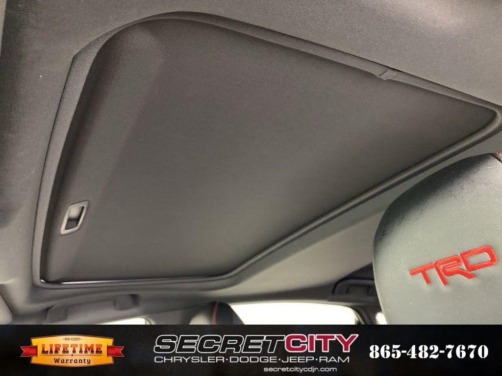 Used 2021 Toyota Avalon TRD image 23