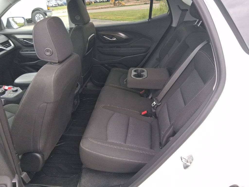Used 2022 GMC Terrain SLE w/ Driver Convenience Package AWD/4WD image 23