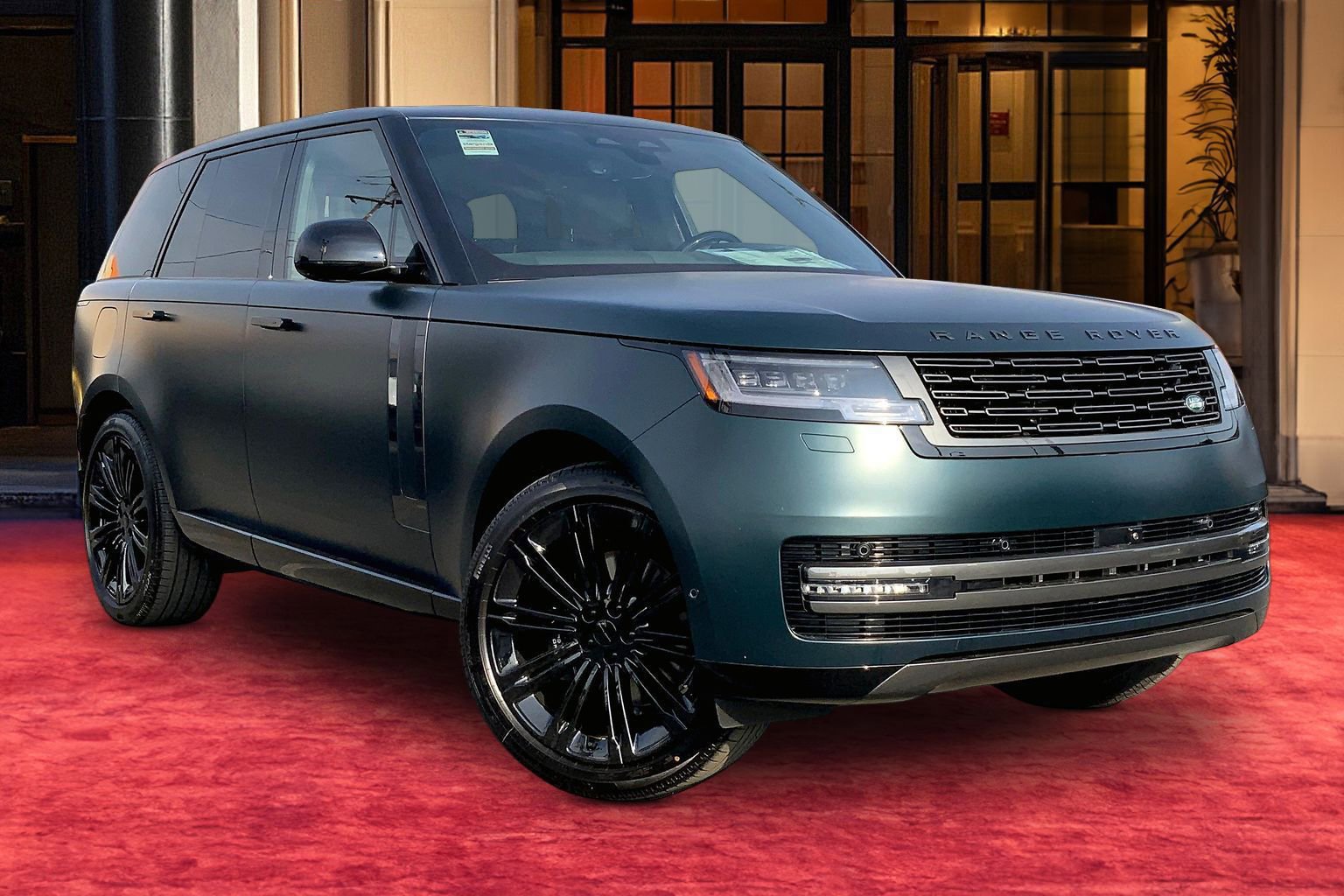 New 2026 Land Rover Range Rover SE image 19