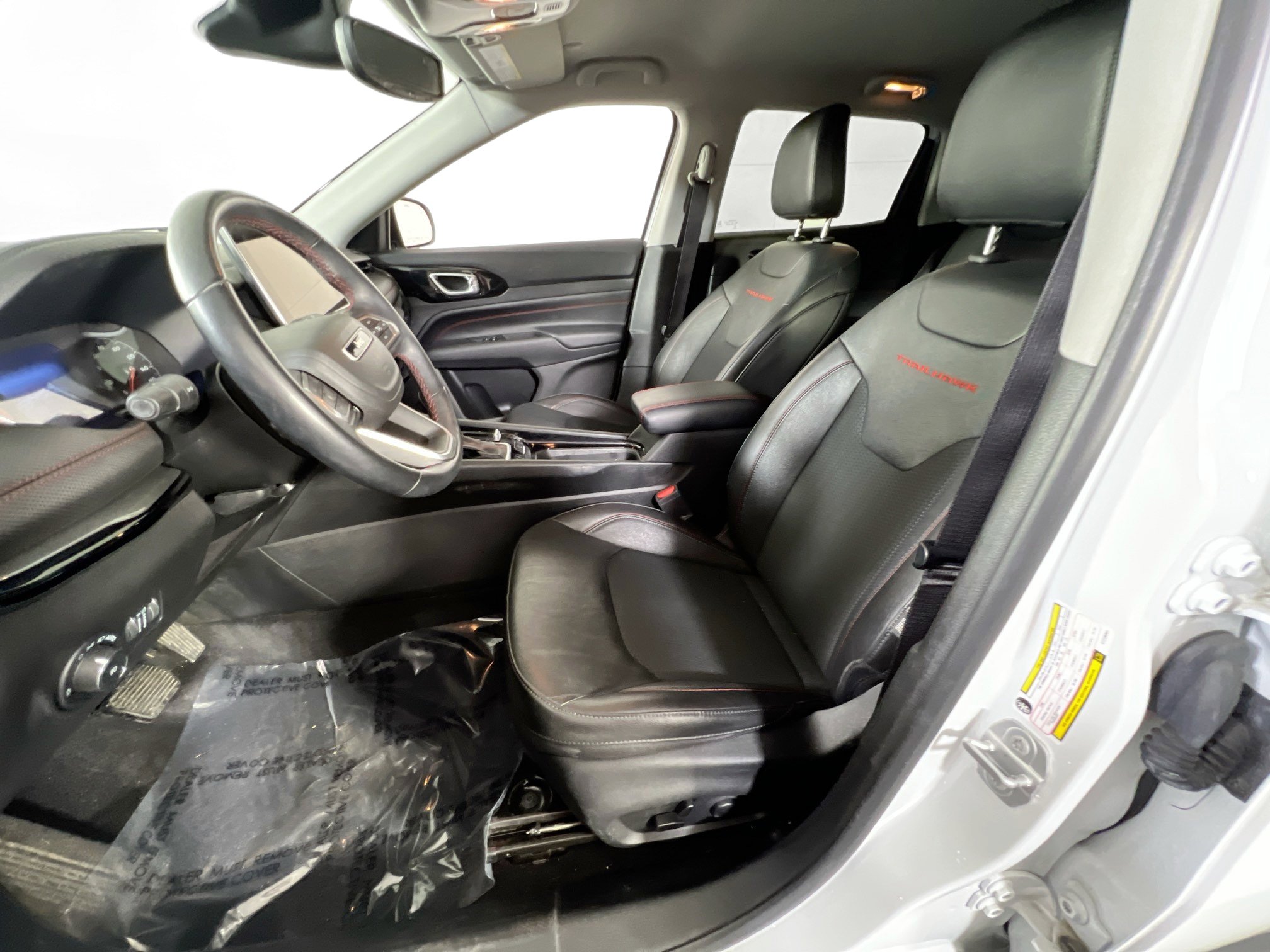 Used 2022 Jeep Compass Trailhawk w/ Trailhawk Convenience Group AWD/4WD image 20