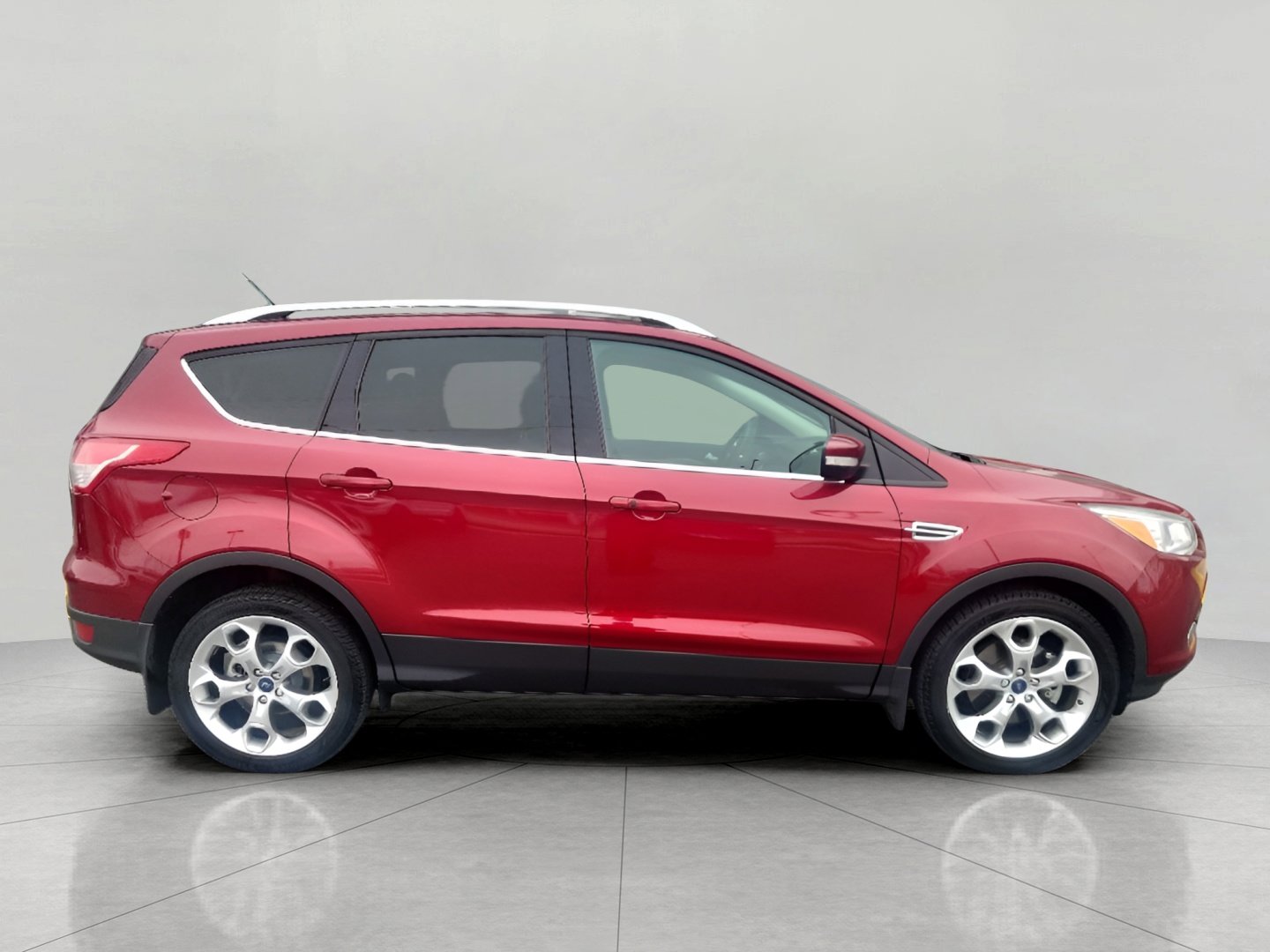 Used 2015 Ford Escape Titanium AWD/4WD image 5