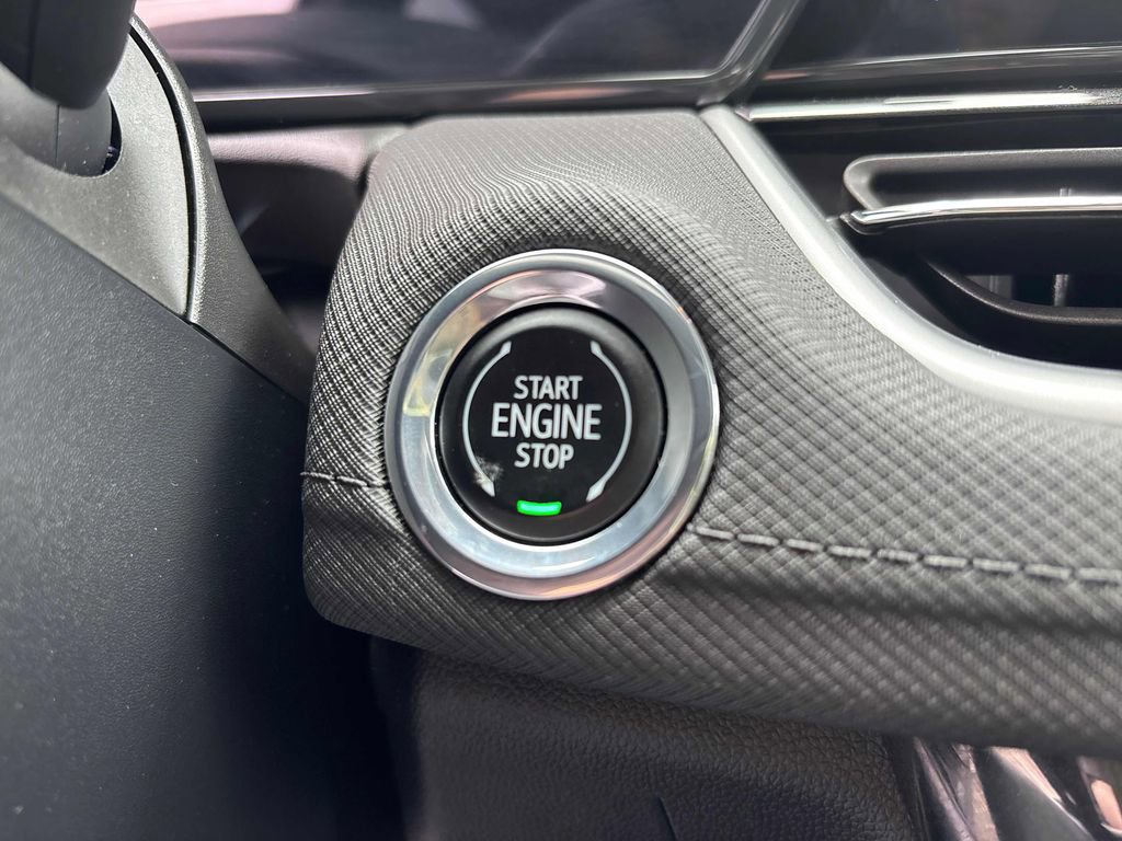 Used 2025 Chevrolet TrailBlazer LT image 19