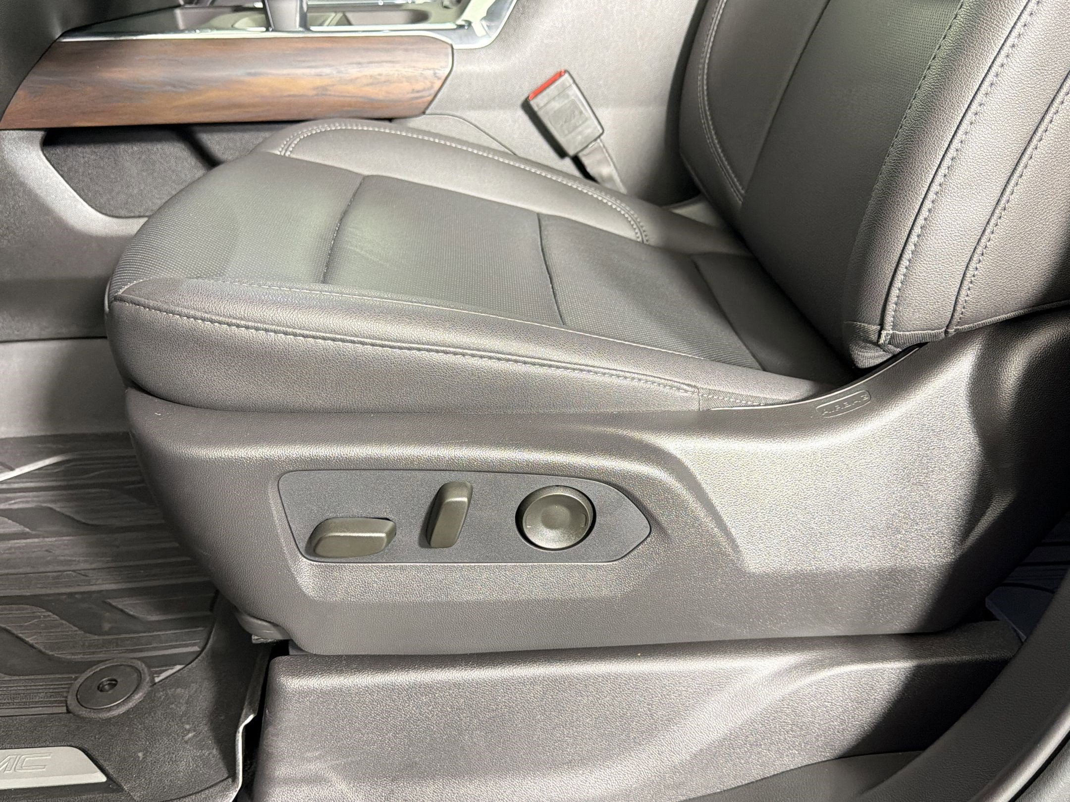 Used 2026 GMC Sierra 1500 SLT w/ SLT Premium Plus Package image 13