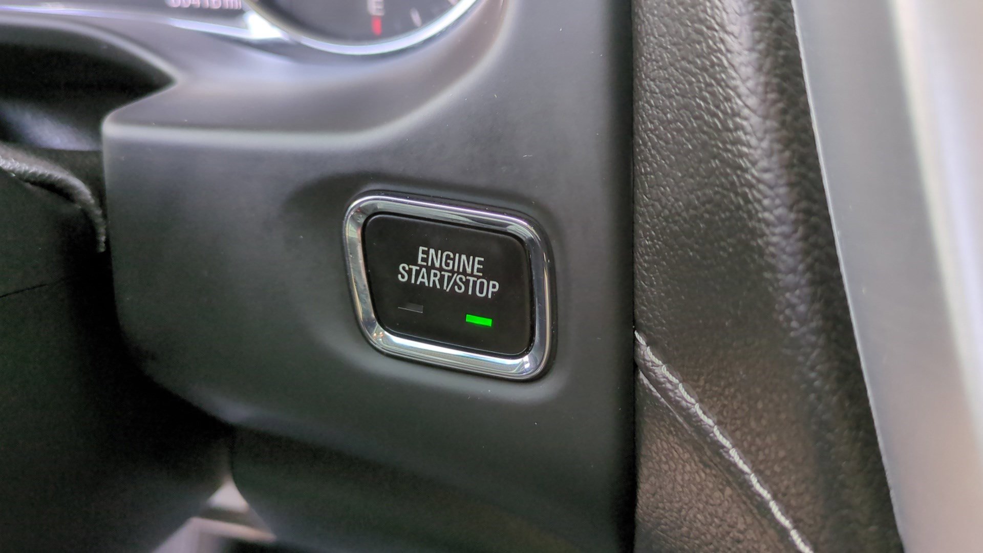 Used 2022 GMC Acadia SLT w/ Technology Package image 23