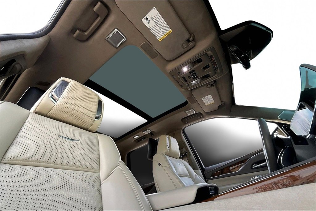 Certified 2024 Cadillac Escalade Sport Platinum w/ LPO, Floor Liner Package image 17