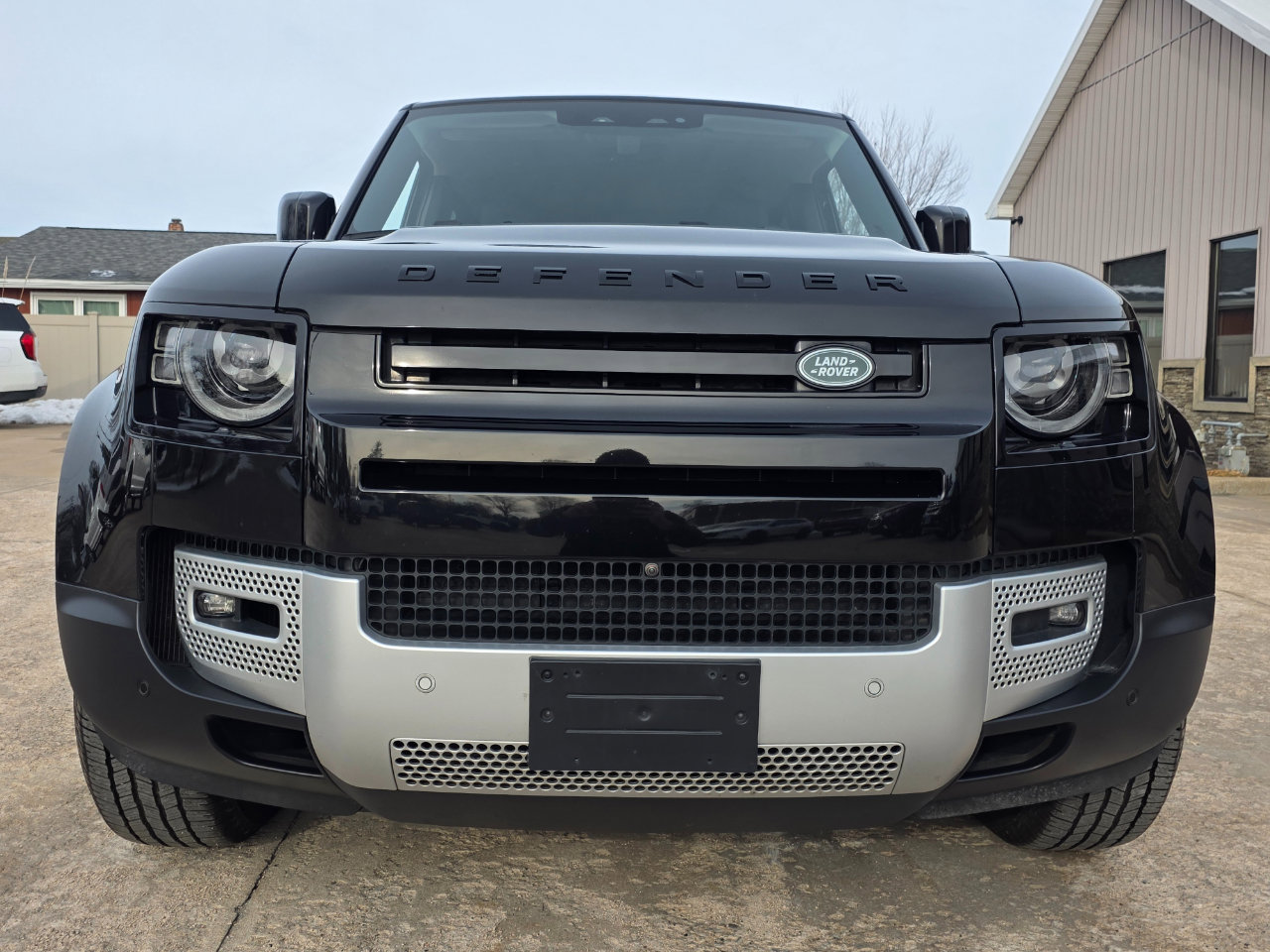 Used 2024 Land Rover Defender 110 S image 27