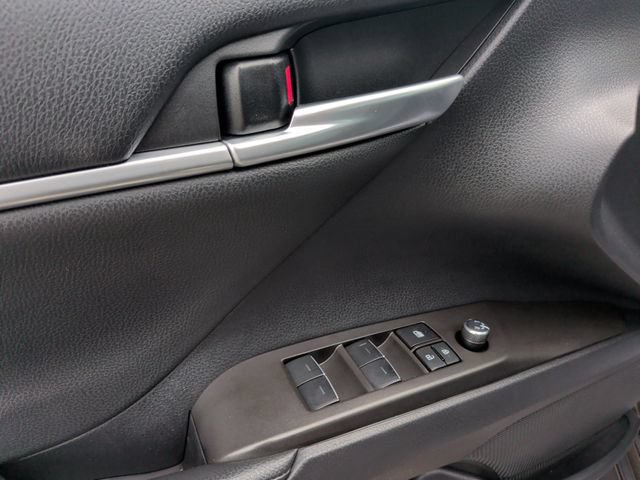 Used 2024 Toyota Camry XSE FWD image 13