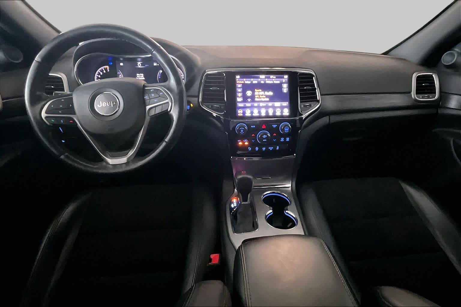 Used 2020 Jeep Grand Cherokee Altitude RWD image 14