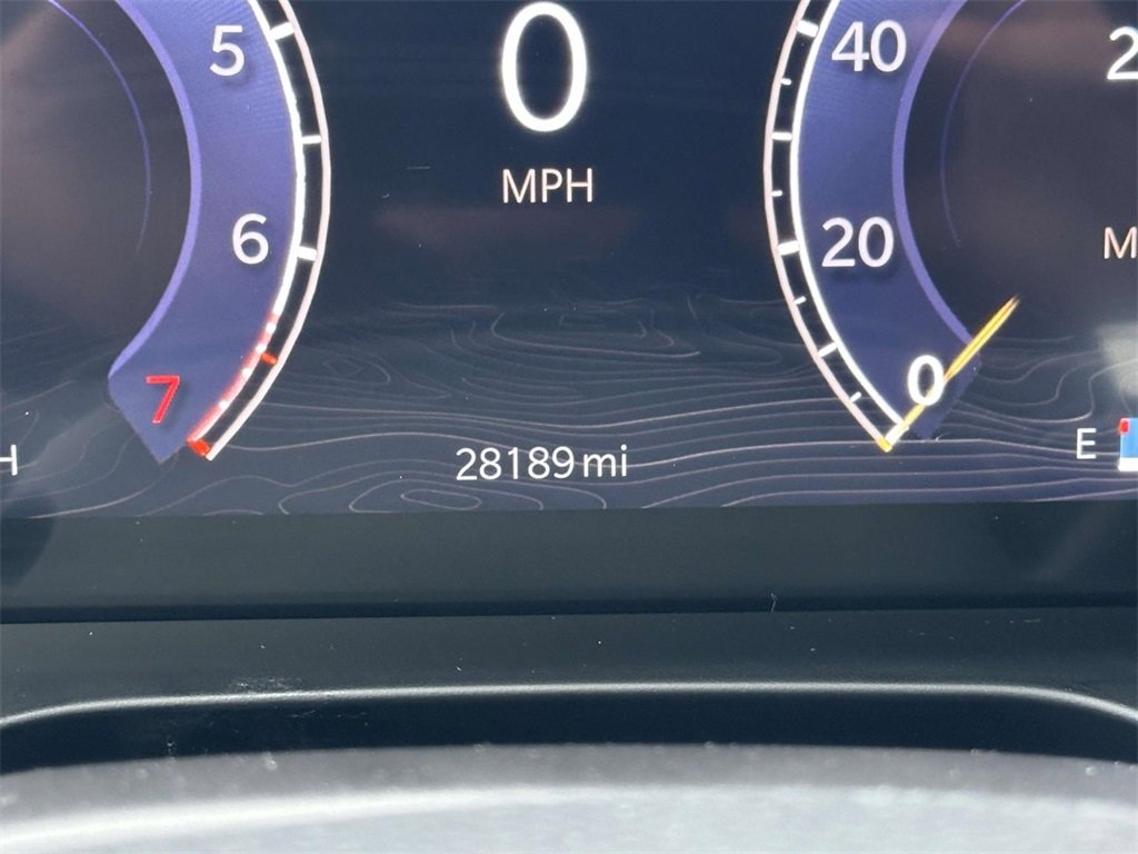 Used 2024 Jeep Grand Cherokee Limited image 20