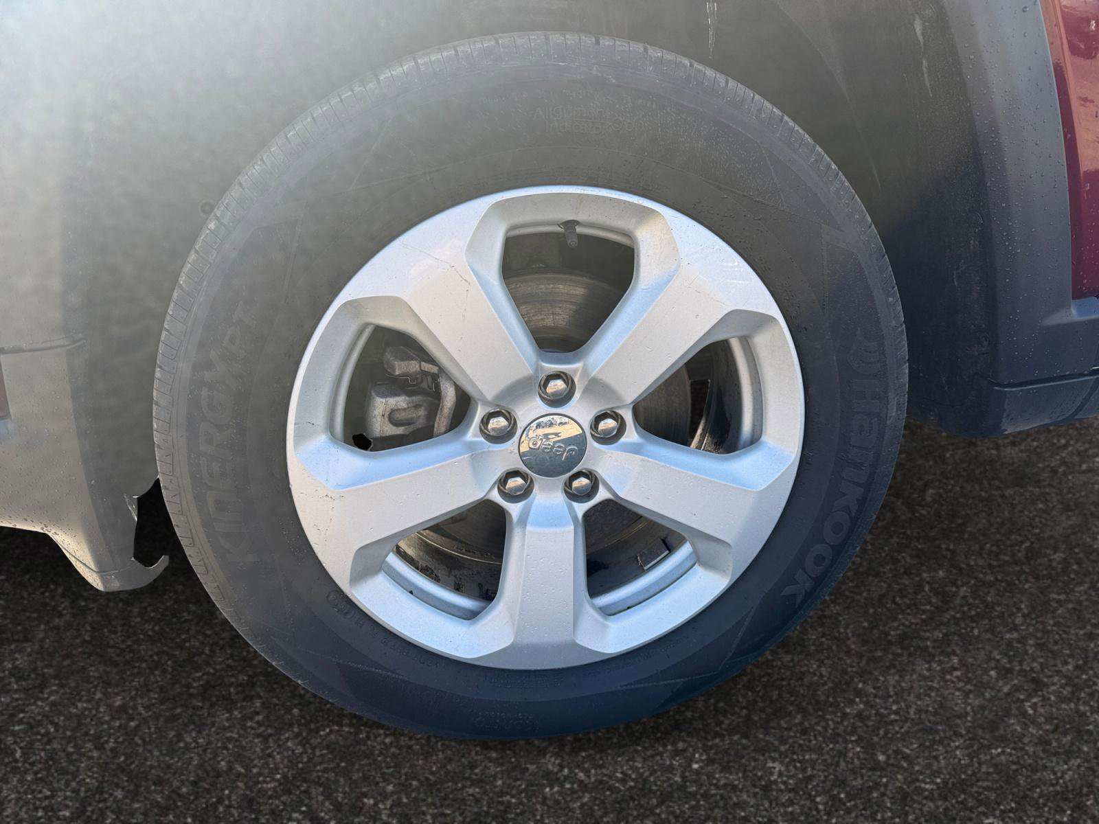 Used 2021 Jeep Compass Latitude AWD/4WD image 14