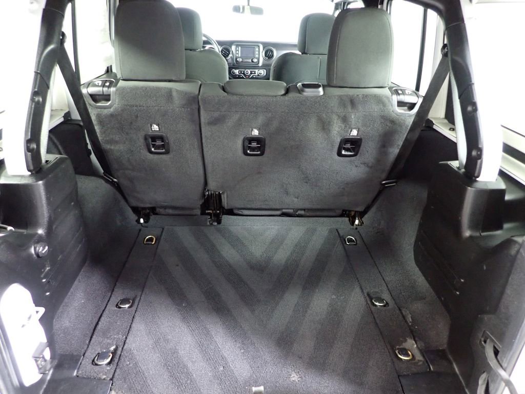 Used 2020 Jeep Wrangler Unlimited Sport image 14