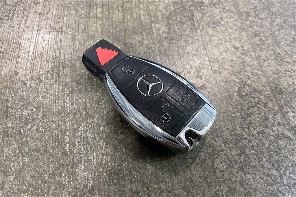 Used 2017 Mercedes-Benz GLC 300 4MATIC Coupe w/ Premium 2 Package image 11