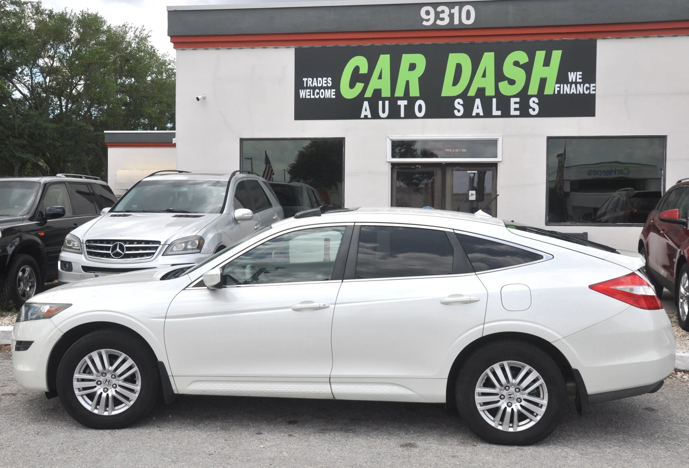 Used 2012 Honda Crosstour EX-L image 9