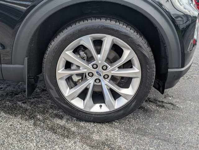 Used 2023 Ford Explorer Platinum w/ Technology Package image 9
