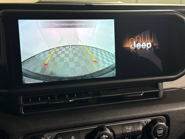 Used 2024 Jeep Wrangler Unlimited Sport AWD/4WD image 34