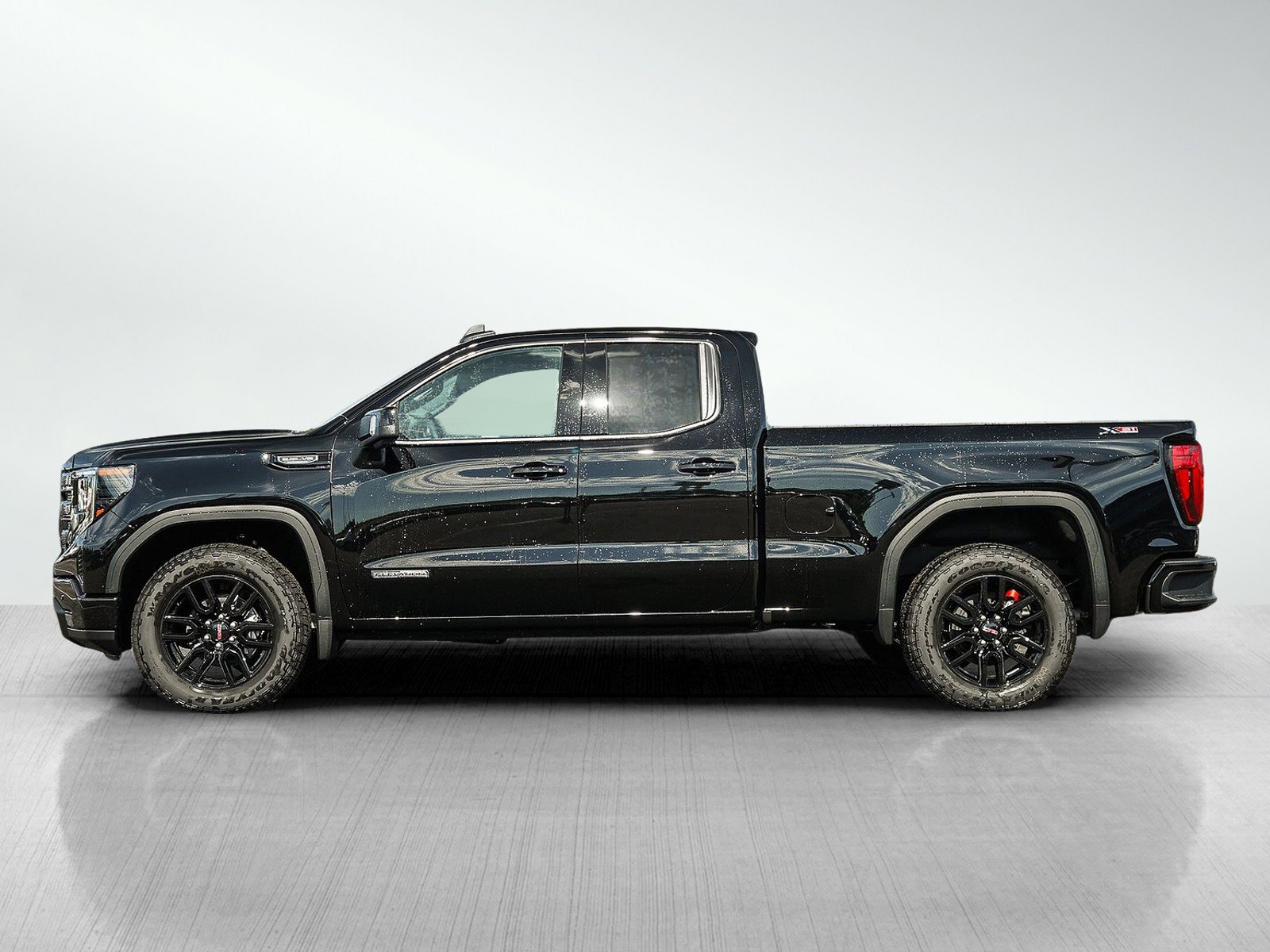 New 2026 GMC Sierra 1500 Elevation image 4