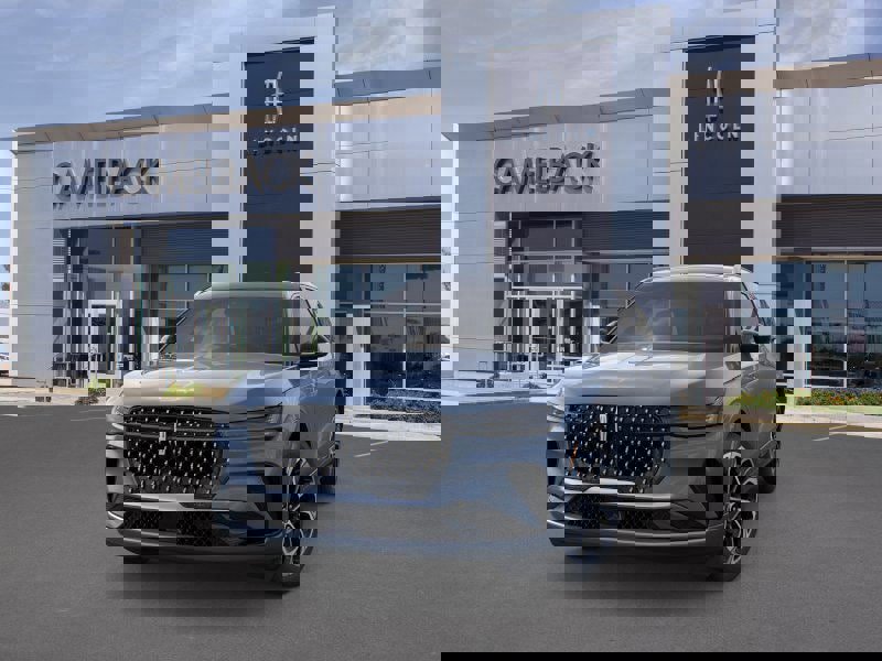 New 2026 Lincoln Nautilus Reserve image 2