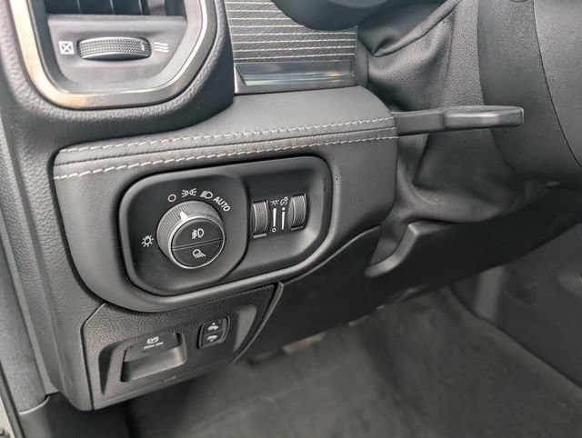 Used 2021 RAM 1500 Limited AWD/4WD image 12