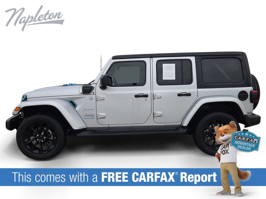 Used 2023 Jeep Wrangler Unlimited Sahara w/ Cold Weather Group AWD/4WD image 2