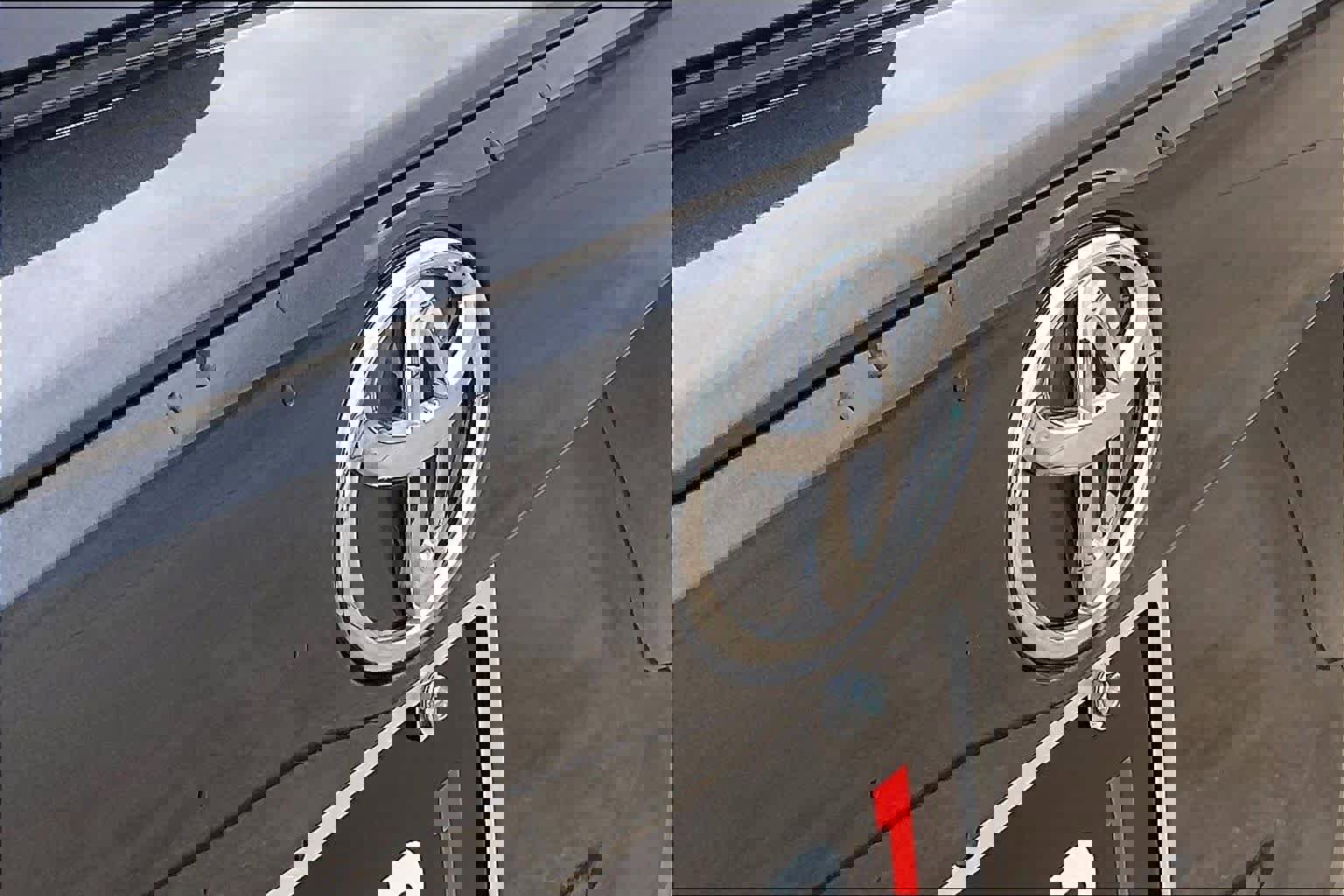 Used 2024 Toyota RAV4 XLE image 29