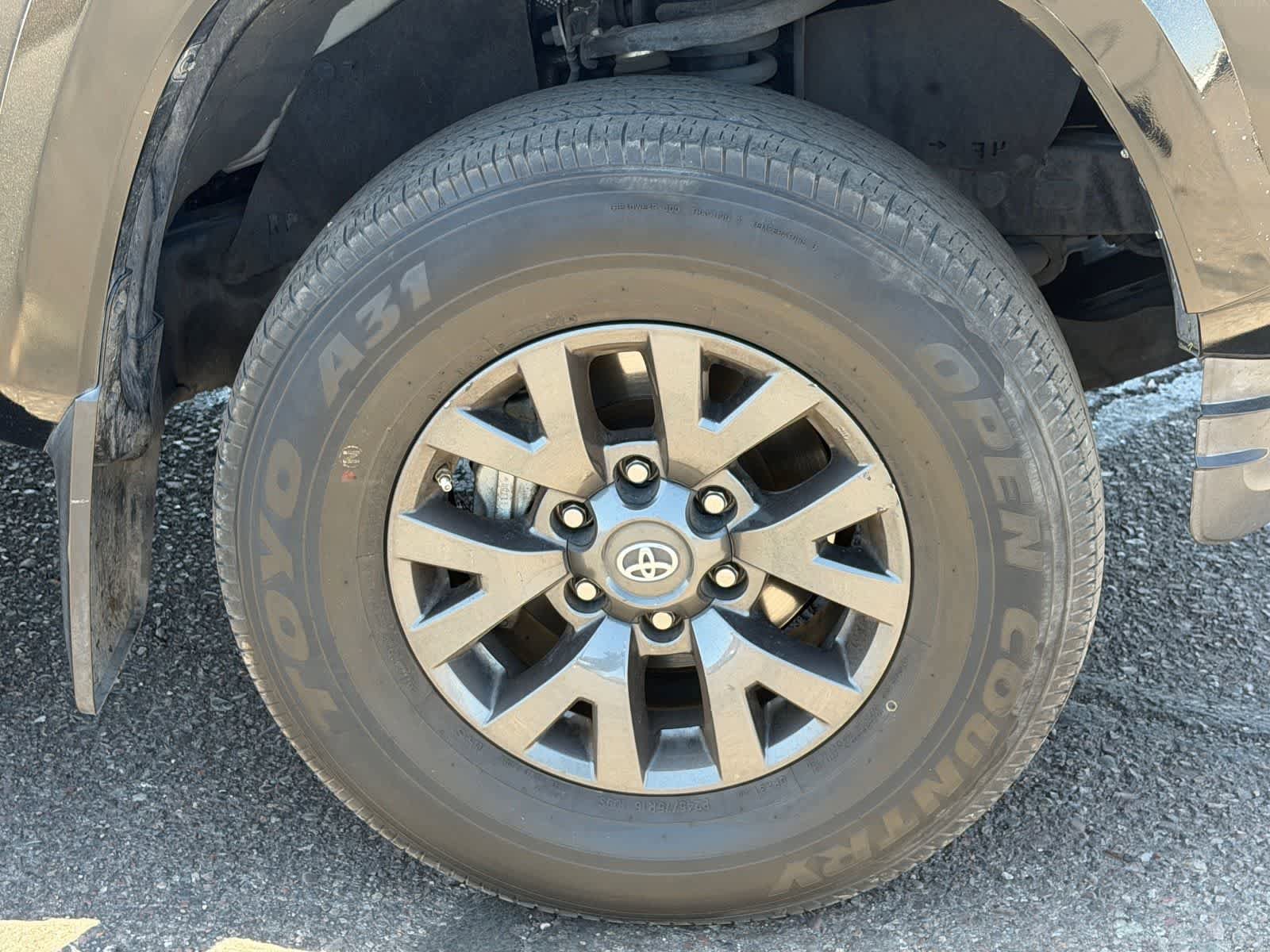 Used 2021 Toyota Tacoma SR5 AWD/4WD image 6
