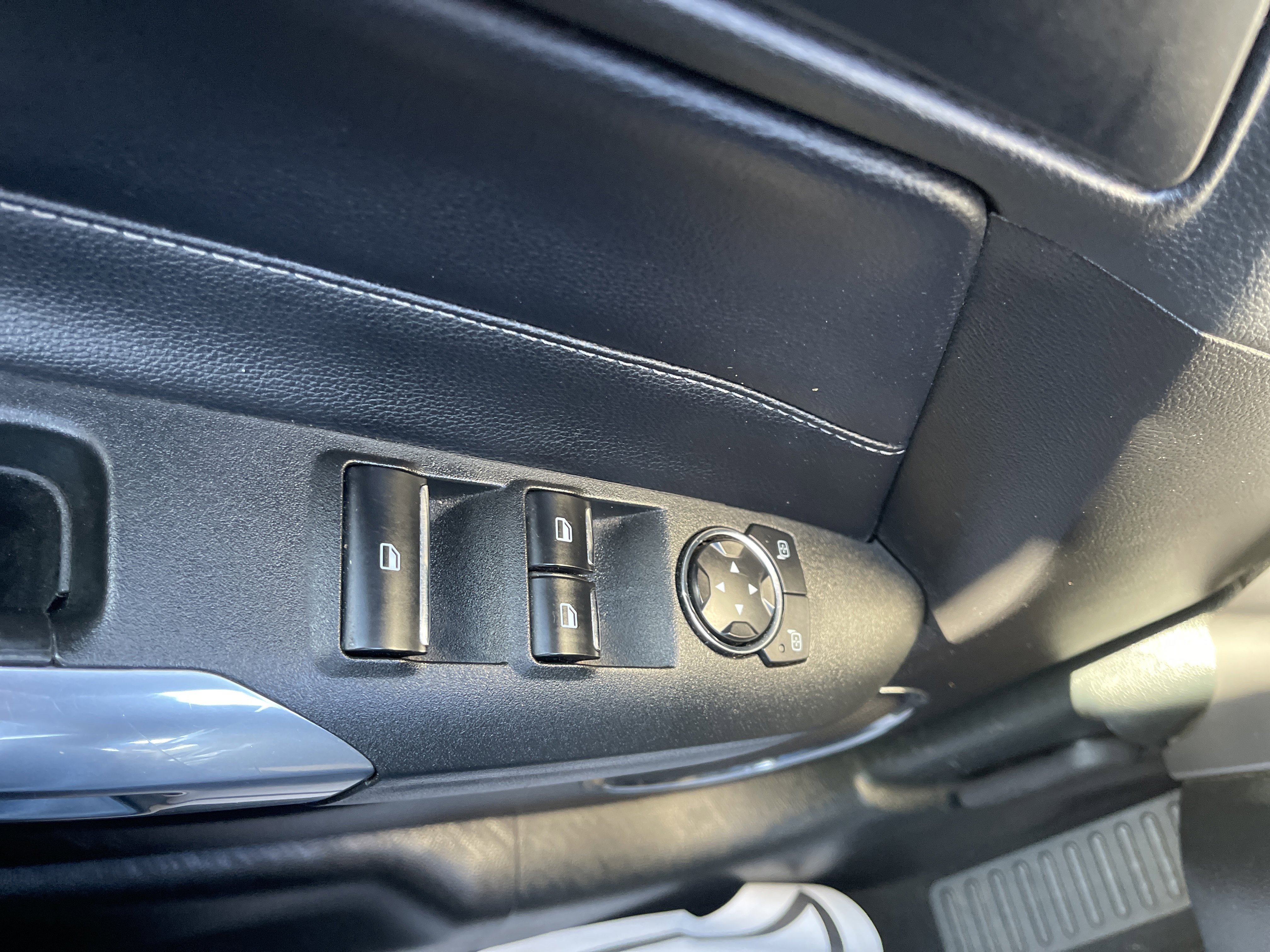 Used 2021 Ford Mustang Premium image 22