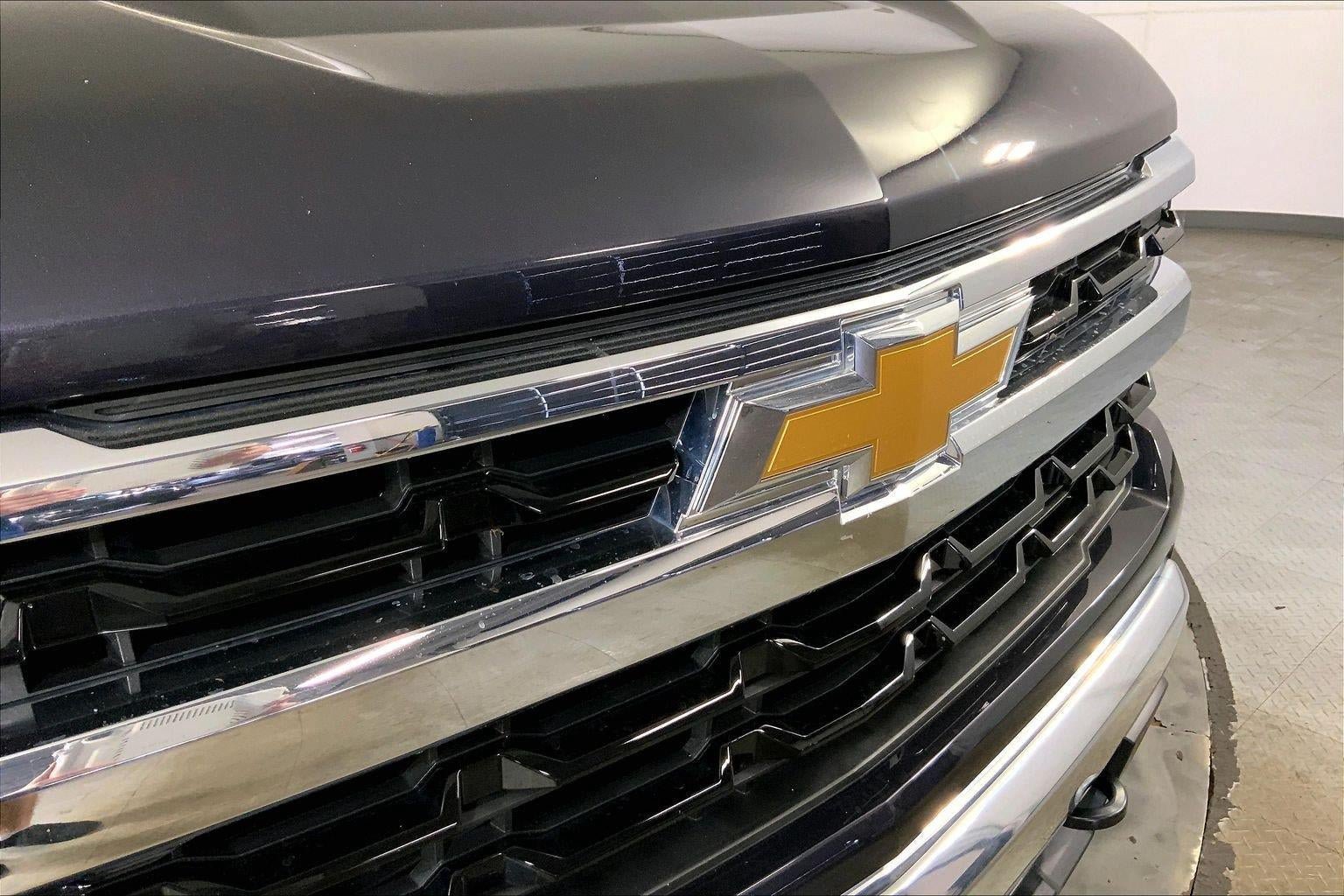 Used 2024 Chevrolet Silverado 1500 LT AWD/4WD image 28