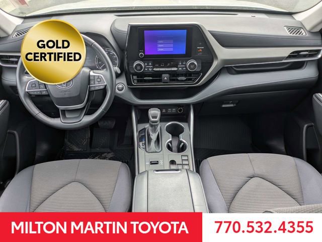 Certified 2024 Toyota Highlander LE FWD image 14