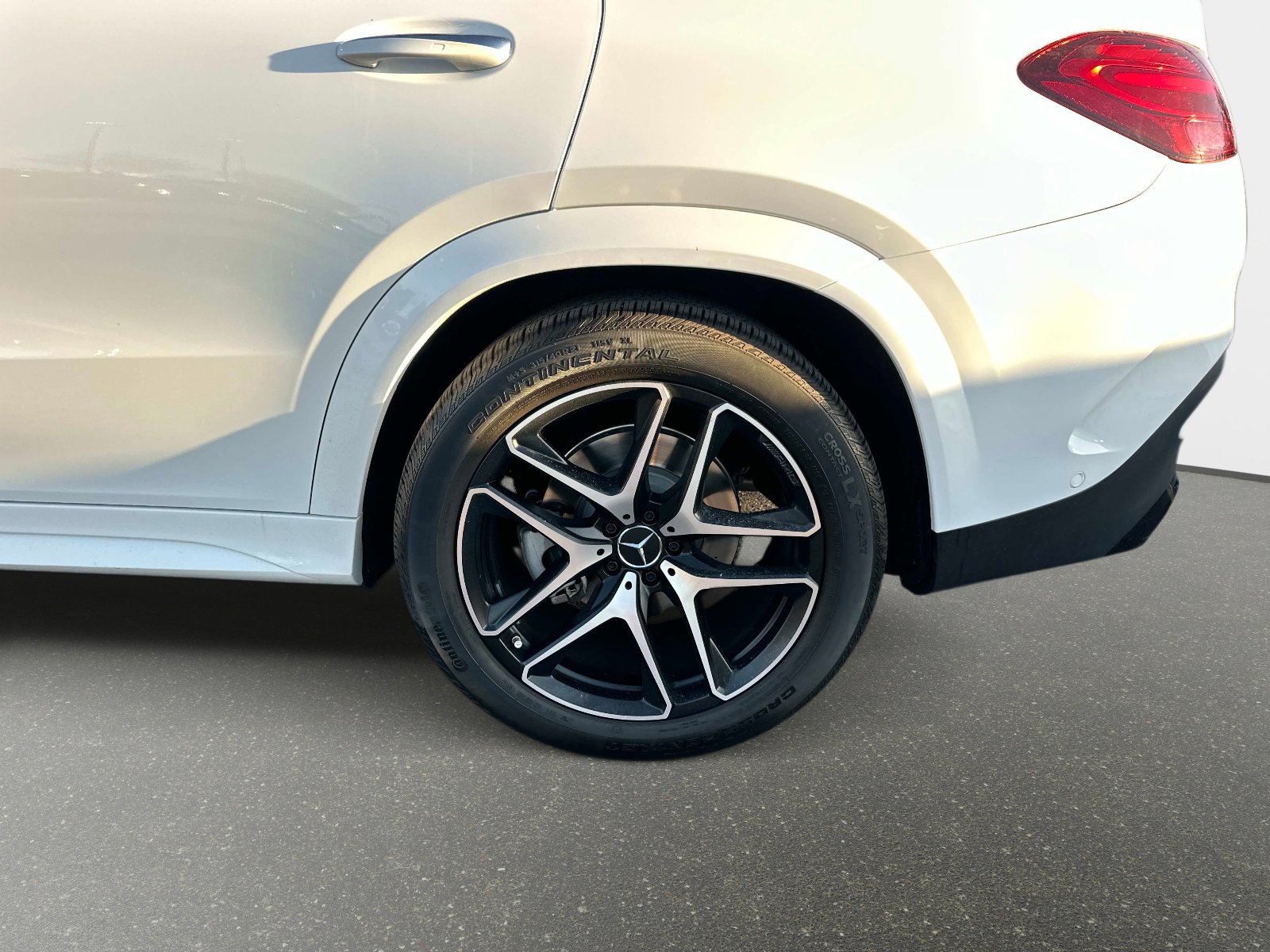 Certified 2025 Mercedes-Benz GLE 53 AMG 4MATIC Coupe image 11