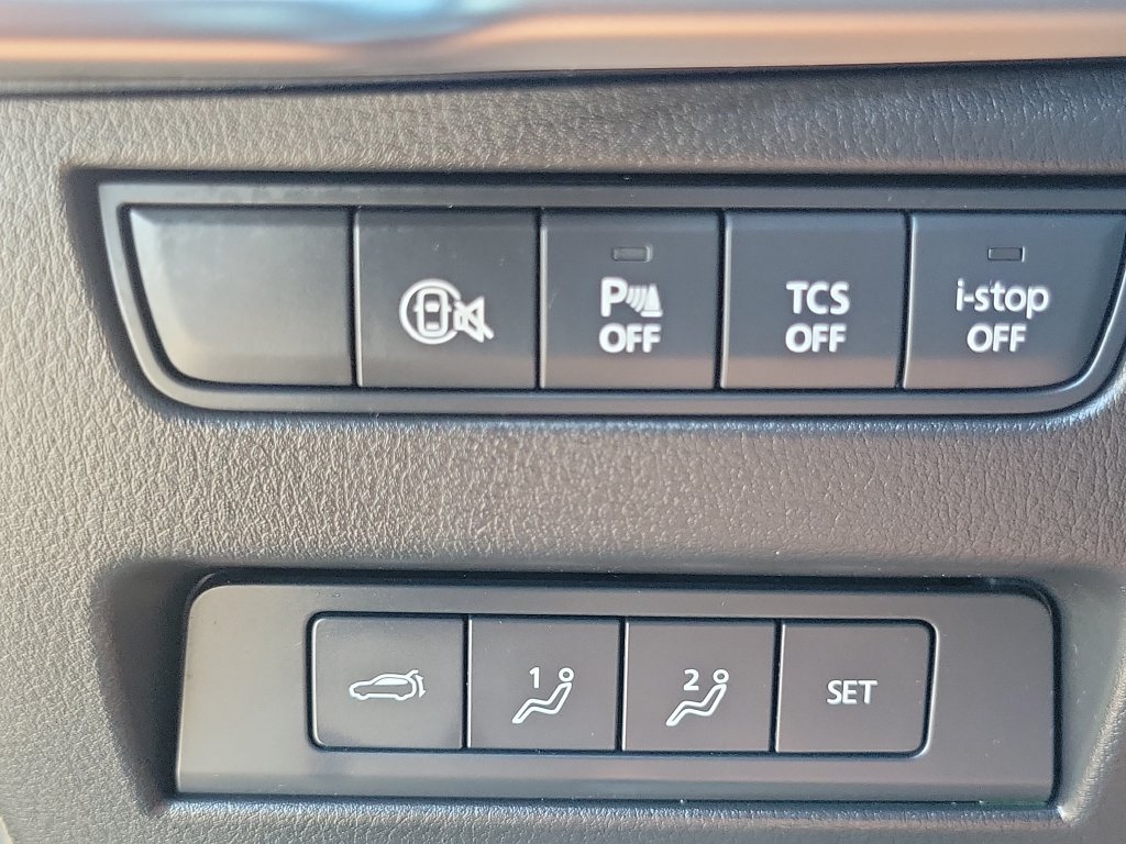Certified 2025 MAZDA CX-70 3.3 Turbo w/ Premium Package AWD/4WD image 16