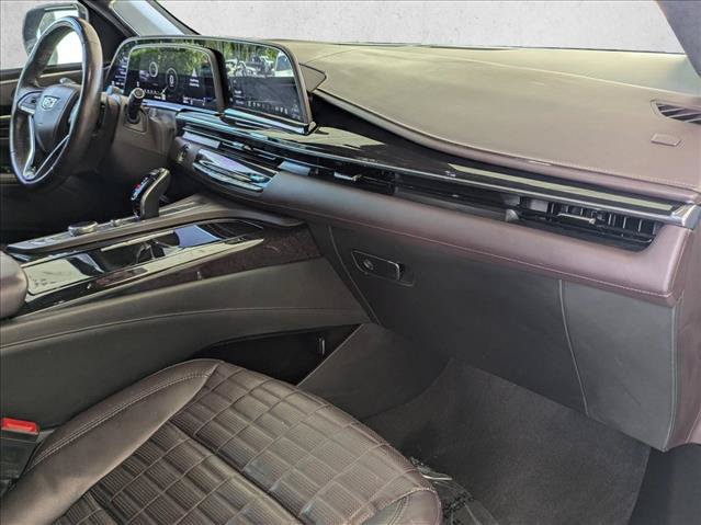 Used 2022 Cadillac Escalade Sport Platinum w/ LPO, ONYX Package AWD/4WD image 22