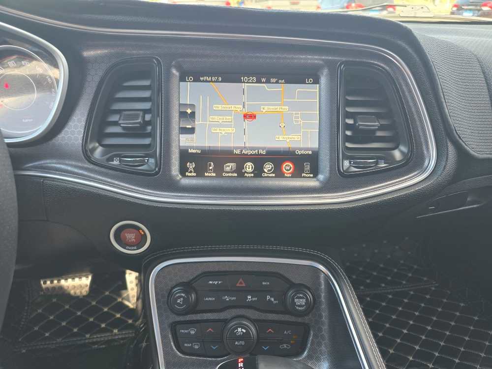 Used 2016 Dodge Challenger SRT w/ Technology Group image 12